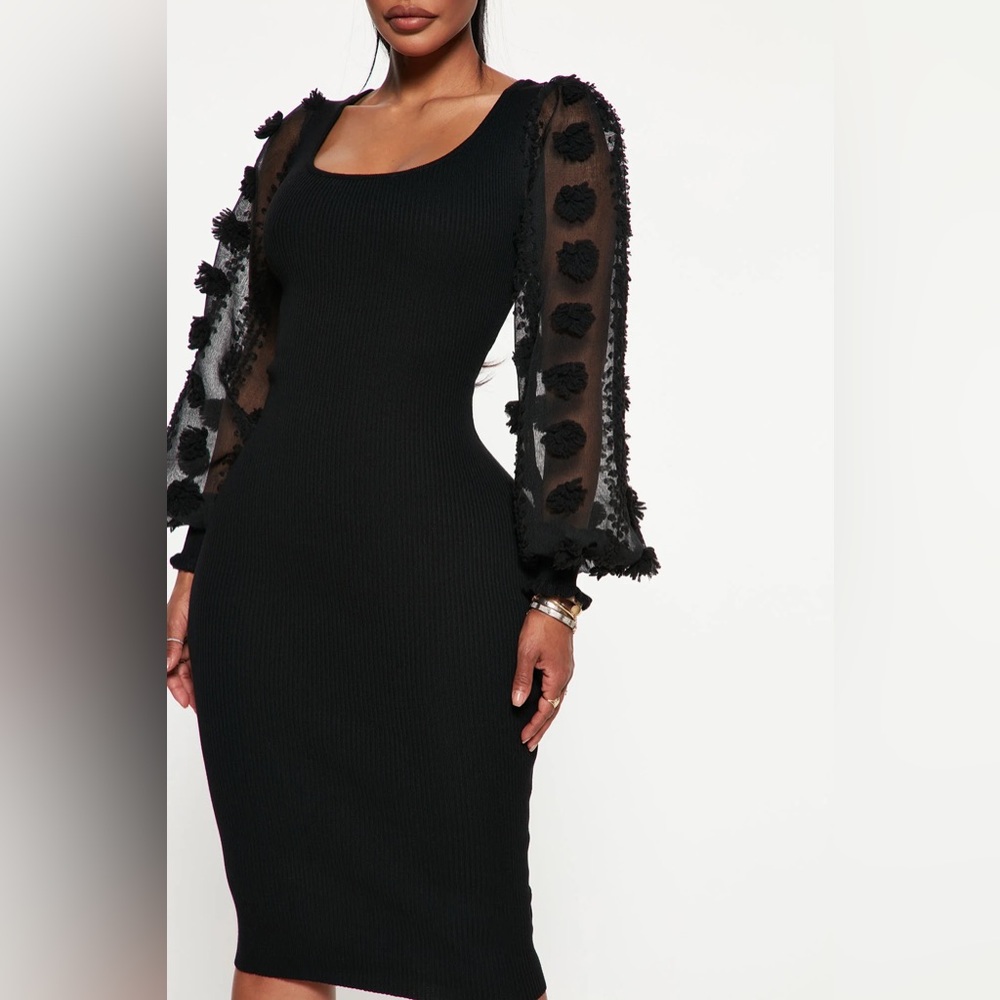 Almost Famous couture sleeve silhouette hostess dress size large